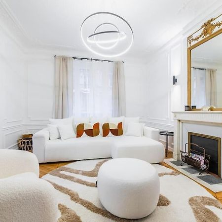 Haussmannian Apartment, Near Champs-Elysees Paris Exterior photo